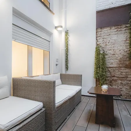 Chic Poble Nou Loft Terrace & Close To The דירה